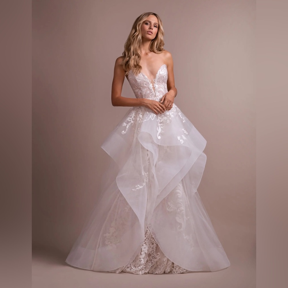 Haley Paige Elke two piece Strapless White Wedding Dress/Skirt